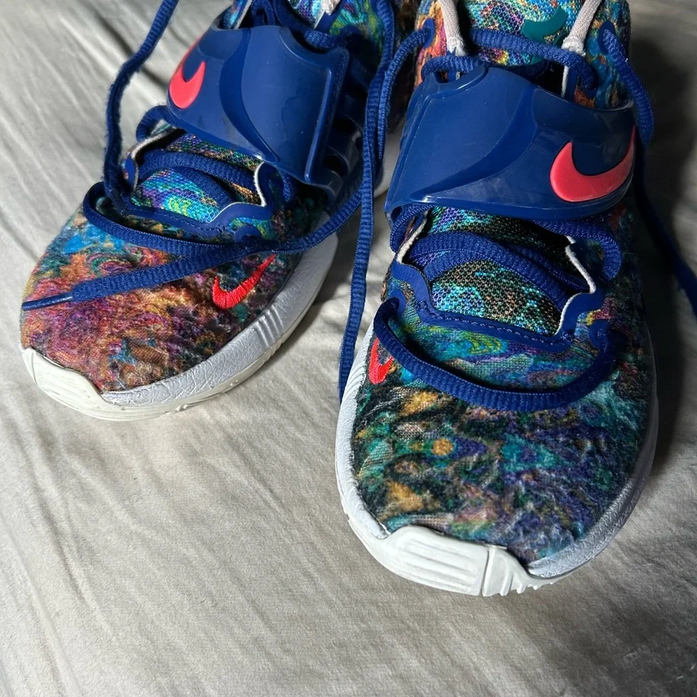 Nike Red and Blue Sneakers Vibrant Design